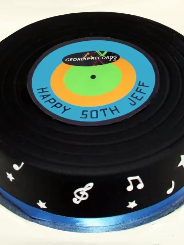 Record-Cake-1